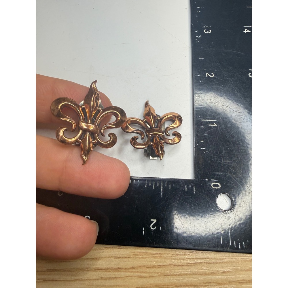 Renoir Copper Fleur De Lis Clip On Earrings Mid Century Modern MCM Jewelry